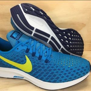 Women’s Nike Air Zoom Pegasus 35 Running Shoes. Like New. Size 8.5. Blue Orbit